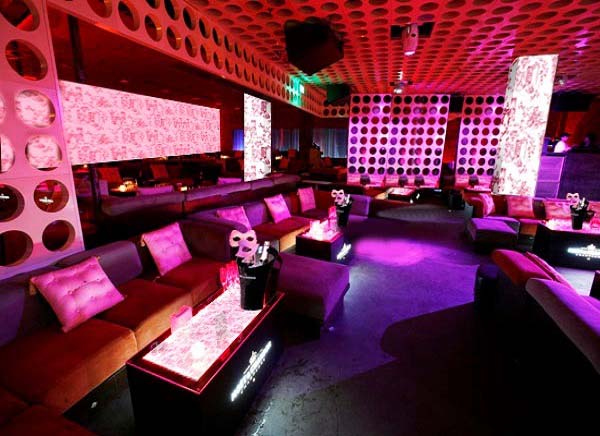 法國酩悅香檳新品發布會-美湖舞臺布置